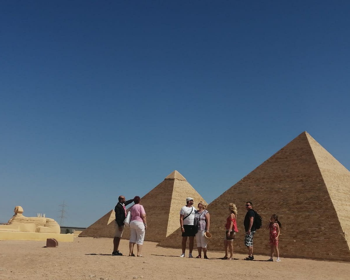 Mini Egypt Park: Explore Egypt’s History in a Miniature World