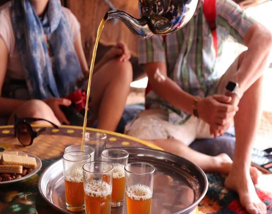 Join a 3-hour safari with dinner and exciting entertainment