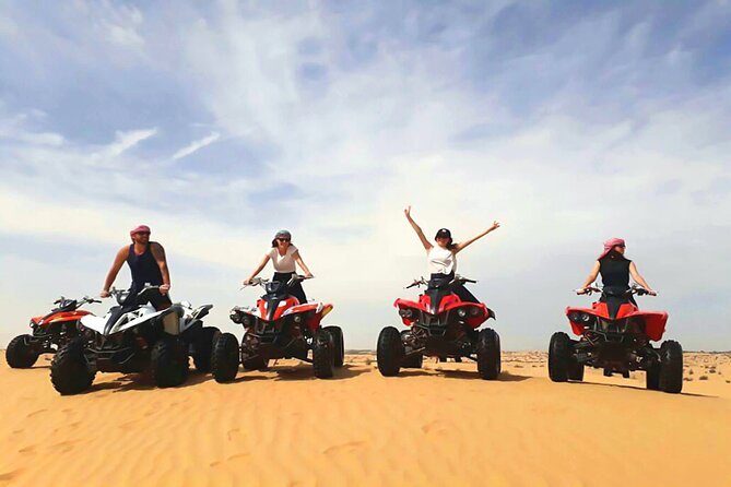 Join a 3-hour safari with dinner and exciting entertainment